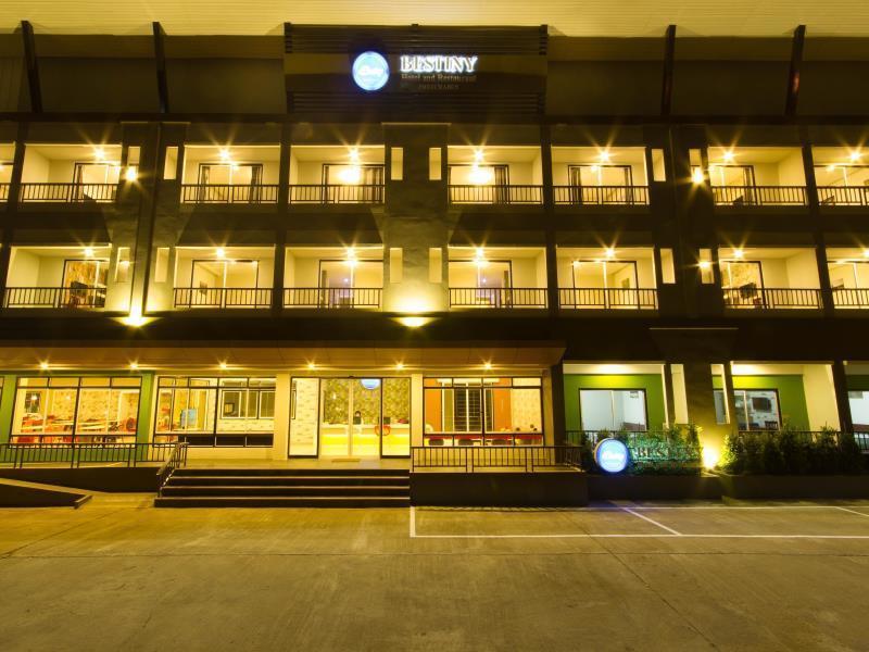Bestiny Hotel & Restaurant Пхетчабун Экстерьер фото