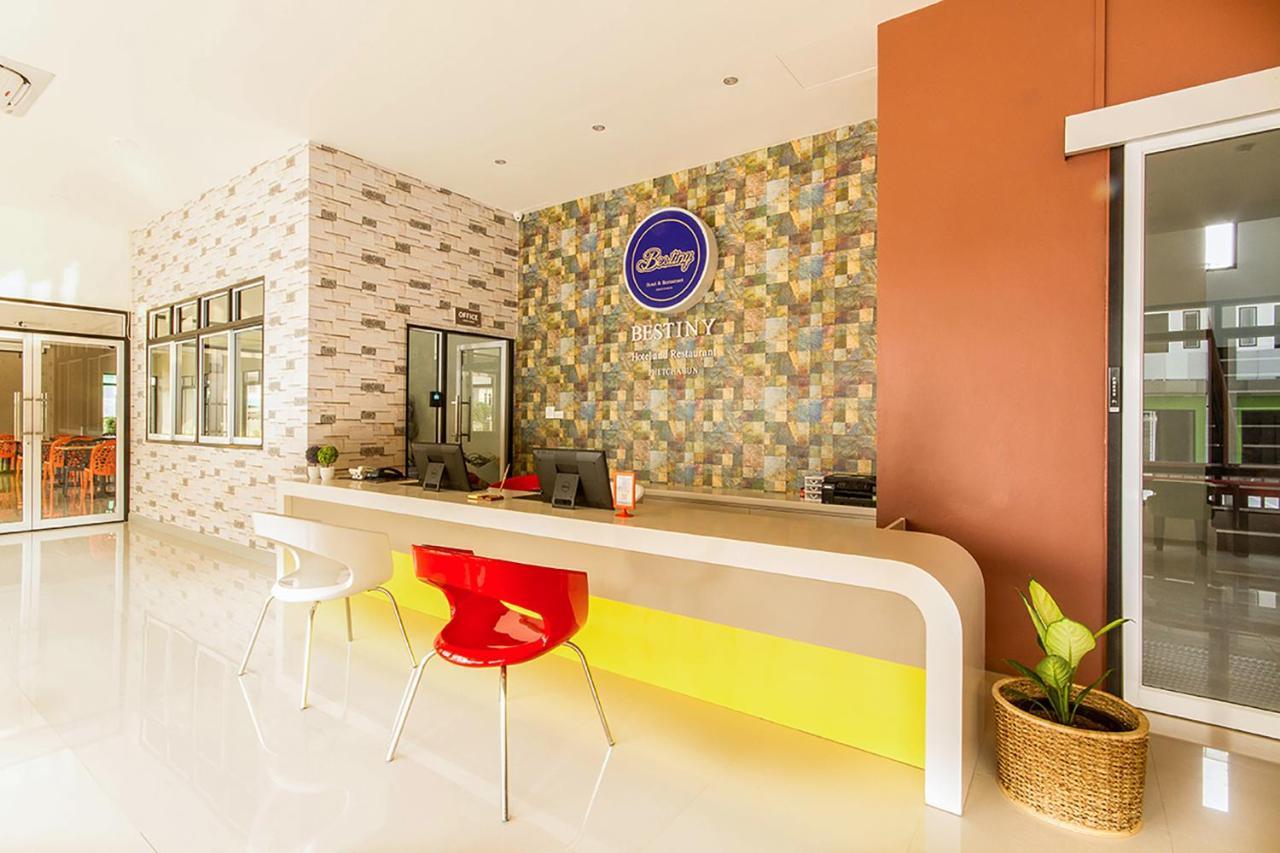 Bestiny Hotel & Restaurant Пхетчабун Экстерьер фото